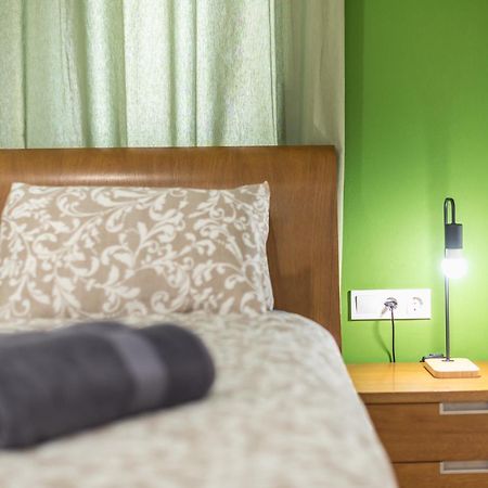 Stylish Luxury Apartment At Ampelokipi Metro Station Афіни Екстер'єр фото