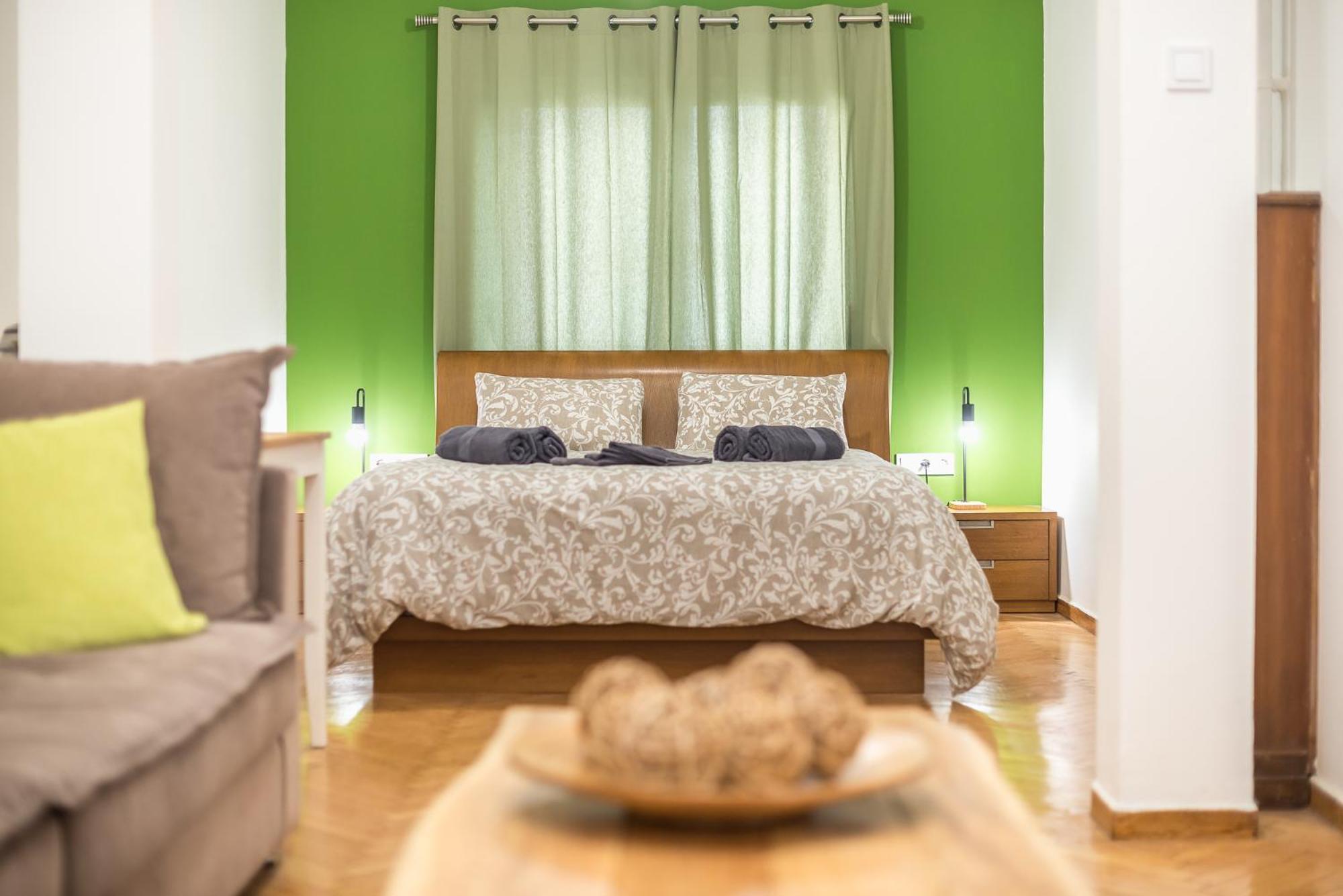 Stylish Luxury Apartment At Ampelokipi Metro Station Афіни Екстер'єр фото
