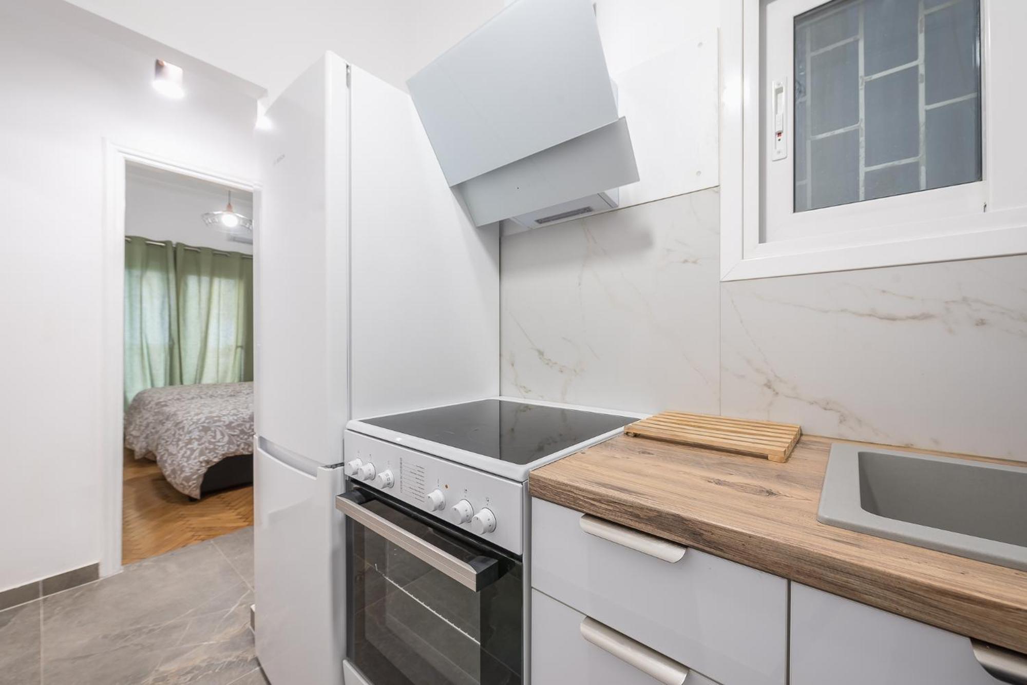 Stylish Luxury Apartment At Ampelokipi Metro Station Афіни Екстер'єр фото
